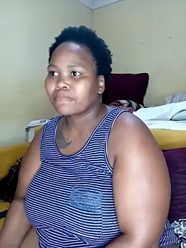 Snapshot of Real1SweetQueen chatting on 18, 3, 2025 Real1SweetQueen online show from 18, 3, 2025