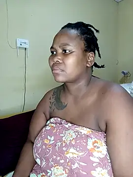 Snapshot of Real1SweetQueen chatting on 20, 3, 2025 Real1SweetQueen online show from 20, 3, 2025