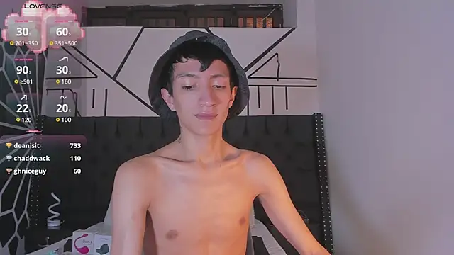 Snapshot of DereckCooperr chatting on 11, 2, 2025 DereckCooperr online show from 11, 2, 2025