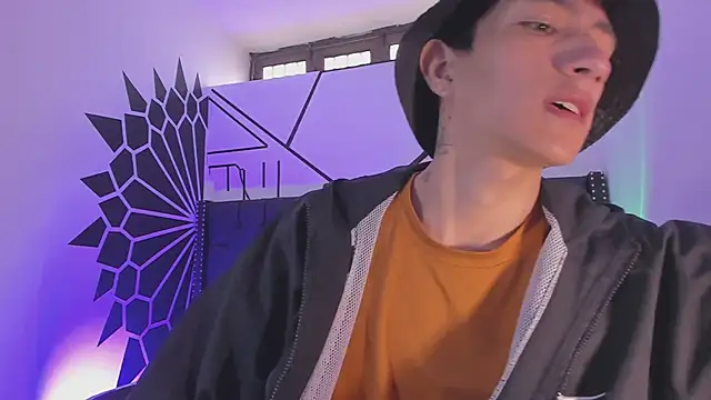 Snapshot of DereckCooperr chatting on 11, 2, 2025 DereckCooperr online show from 11, 2, 2025