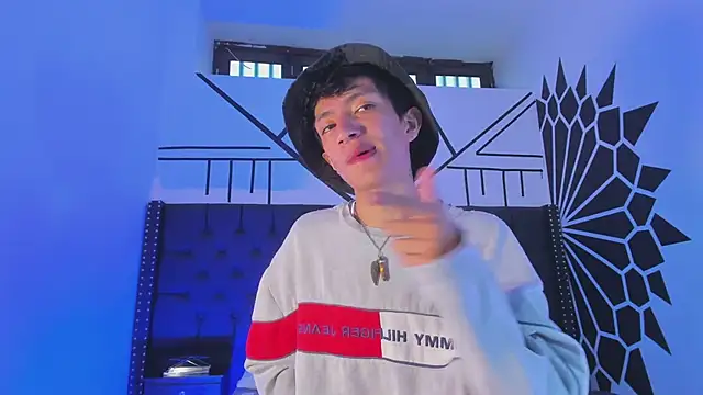 Snapshot of DereckCooperr chatting on 23, 2, 2025 DereckCooperr online show from 23, 2, 2025