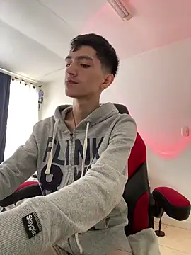 Snapshot of DereckCooperr chatting on 27, 2, 2025 DereckCooperr online show from 27, 2, 2025