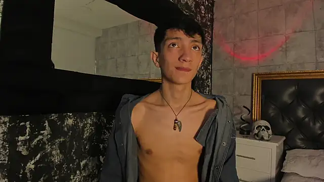 Snapshot of DereckCooperr chatting on 7, 3, 2025 DereckCooperr online show from 7, 3, 2025