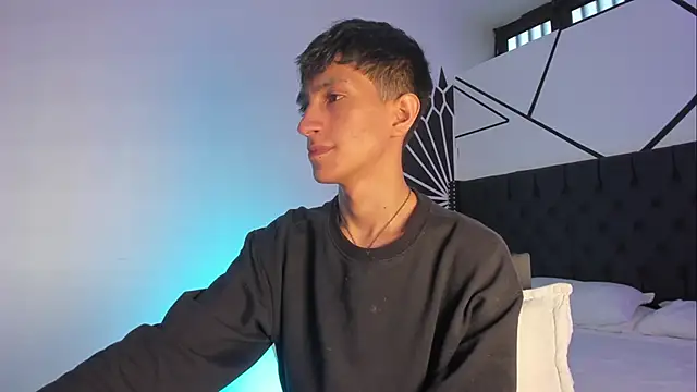 Snapshot of DereckCooperr chatting on 11, 3, 2025 DereckCooperr online show from 11, 3, 2025