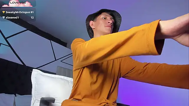 Snapshot of DereckCooperr chatting on 19, 3, 2025 DereckCooperr online show from 19, 3, 2025