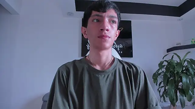 Snapshot of DereckCooperr chatting on 22, 3, 2025 DereckCooperr online show from 22, 3, 2025