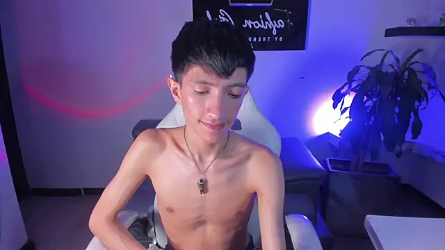 Snapshot of DereckCooperr chatting on 23, 3, 2025 DereckCooperr online show from 23, 3, 2025