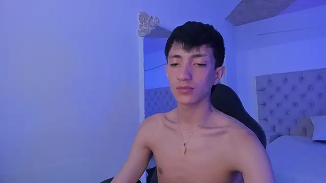 Snapshot of DereckCooperr chatting on 21, 10, 2025 DereckCooperr online show from 21, 10, 2025