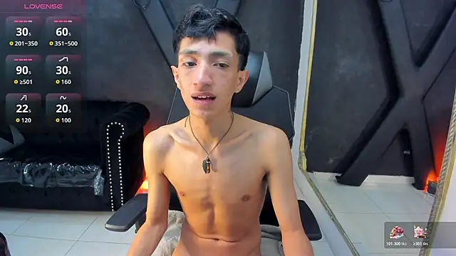 Snapshot of DereckCooperr chatting on 7, 11, 2025 DereckCooperr online show from 7, 11, 2025