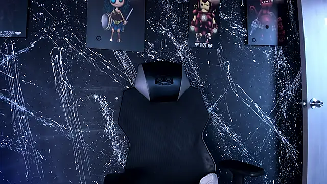 Snapshot of DereckCooperr chatting on 1, 12, 2025 DereckCooperr online show from 1, 12, 2025