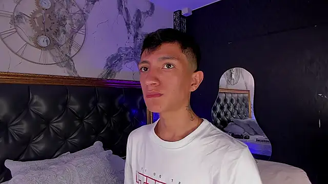 Snapshot of DereckCooperr chatting on 30, 3, 2026 DereckCooperr online show from 30, 3, 2026