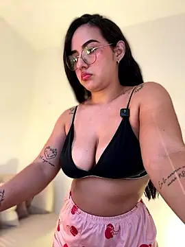 anniesweet02 online show from 16, 1, 2026