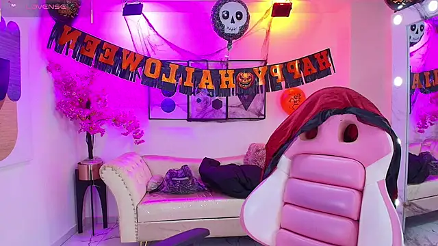 Isa reel online show from 30, 10, 2025