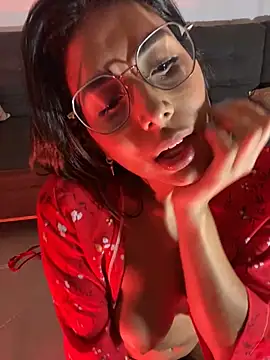 tina olsen07 online show from 28, 12, 2024