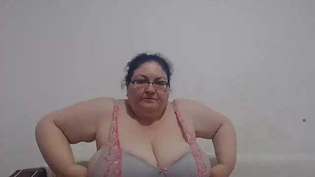 Snapshot of Nykyxo chatting on 15, 6, 2026 Nykyxo online show from 15, 6, 2026