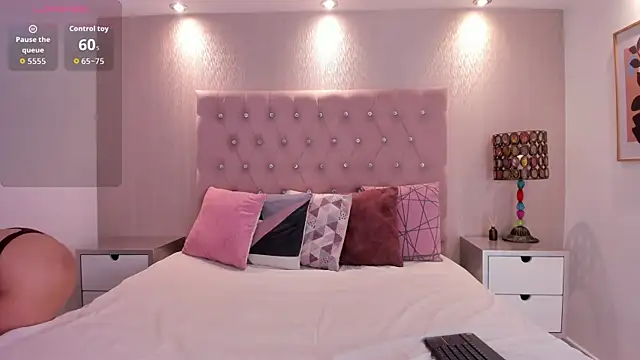 NatyQueen  online show from 11, 3, 2026