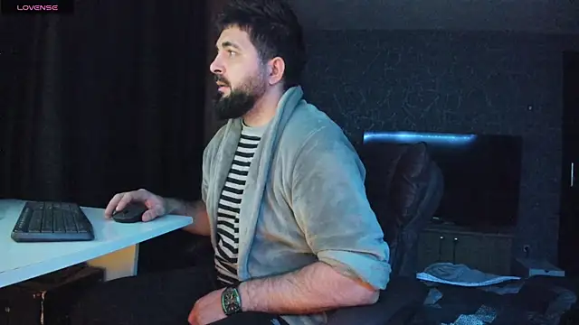 Snapshot of Eduu2322 chatting on 2, 1, 2025 Eduu2322 online show from 2, 1, 2025