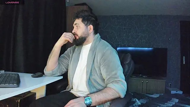 Snapshot of Eduu2322 chatting on 2, 1, 2025 Eduu2322 online show from 2, 1, 2025