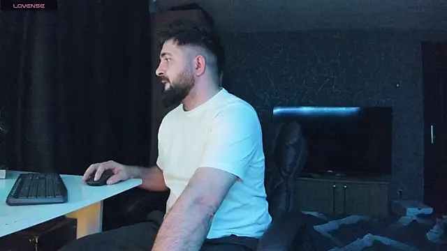 Snapshot of Eduu2322 chatting on 14, 1, 2025 Eduu2322 online show from 14, 1, 2025