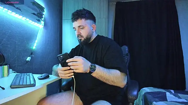 Snapshot of Eduu2322 chatting on 6, 3, 2025 Eduu2322 online show from 6, 3, 2025