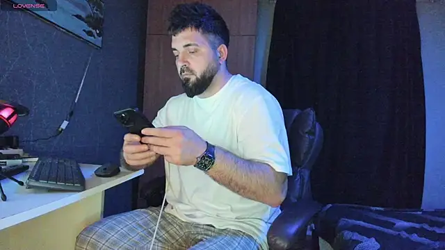 Snapshot of Eduu2322 chatting on 18, 3, 2025 Eduu2322 online show from 18, 3, 2025