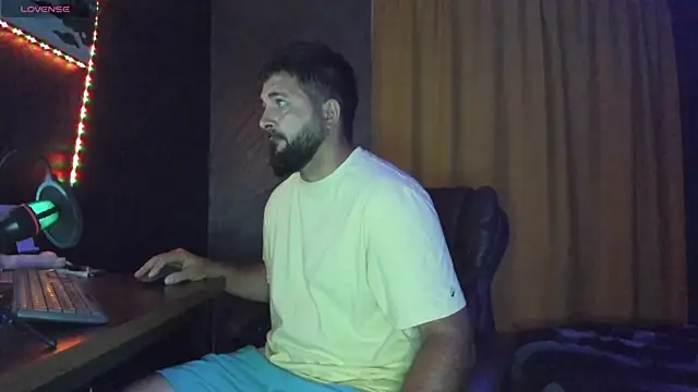 Snapshot of Eduu2322 chatting on 16, 9, 2025 Eduu2322 online show from 16, 9, 2025