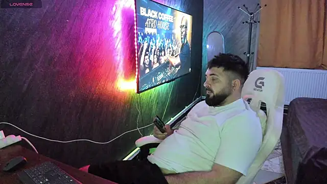 Snapshot of Eduu2322 chatting on 9, 4, 2026 Eduu2322 online show from 9, 4, 2026