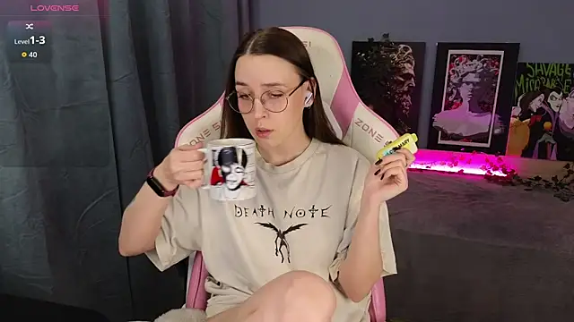 Sweet frosti online show from 26, 4, 2026