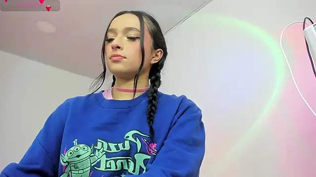 Snapshot of issagarcia chatting on 3, 3, 2025 issagarcia online show from 3, 3, 2025