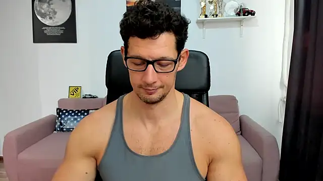 BrutusK08 online show from 4, 12, 2025