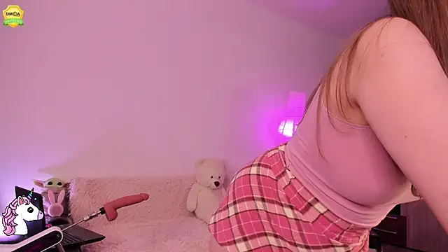 EvaUniporn online show from 28, 4, 2026
