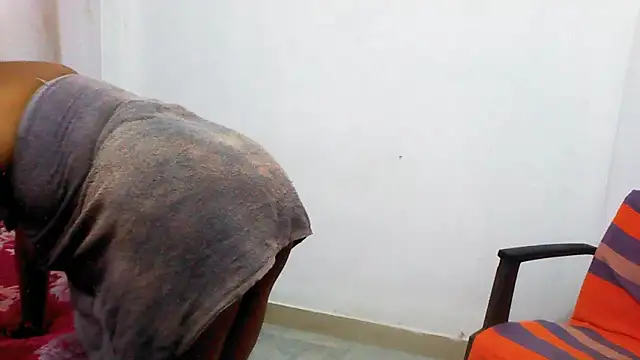 Snapshot of sachi933 chatting on 11, 11, 2025 sachi933 online show from 11, 11, 2025