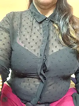 Snapshot of CUTE_SOPHIA- chatting on 22, 2, 2025 CUTE SOPHIA- online show from 22, 2, 2025