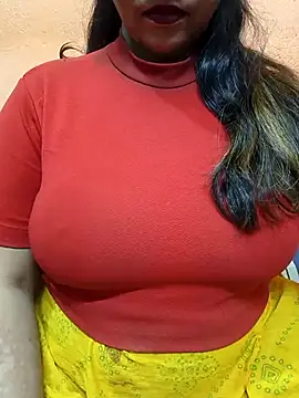 Snapshot of CUTE_SOPHIA- chatting on 6, 3, 2025 CUTE SOPHIA- online show from 6, 3, 2025