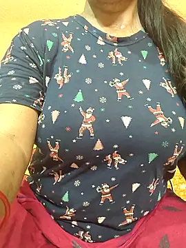 CUTE SOPHIA- online show from 28, 4, 2026