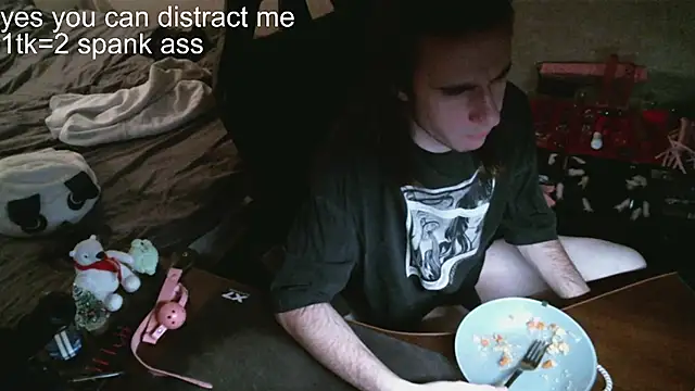 izilizi 23 online show from 9, 12, 2024