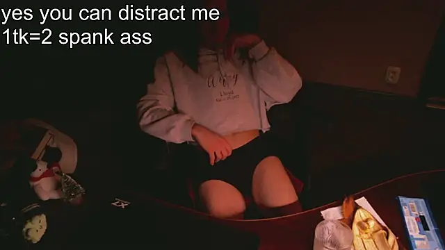 izilizi 23 online show from 19, 12, 2024