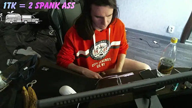 izilizi 23 online show from 18, 6, 2026