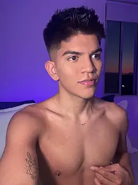 Snapshot of santiago_01 chatting on 21, 1, 2025 santiago 01 online show from 21, 1, 2025