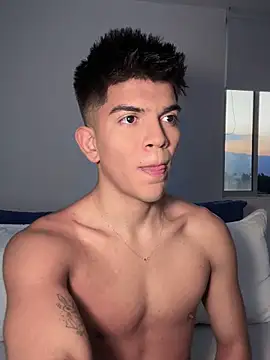 Snapshot of santiago_01 chatting on 22, 1, 2025 santiago 01 online show from 22, 1, 2025