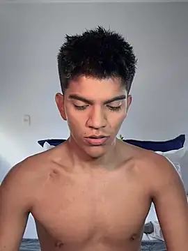 Snapshot of santiago_01 chatting on 17, 2, 2025 santiago 01 online show from 17, 2, 2025