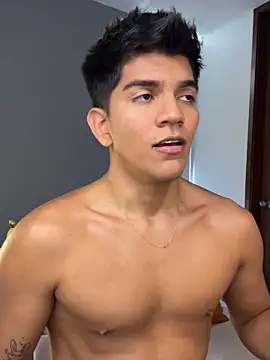 santiago 01 online show from 9, 3, 2026