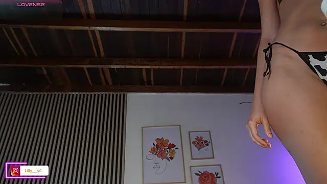 LillyDolls23 online show from 25, 4, 2026