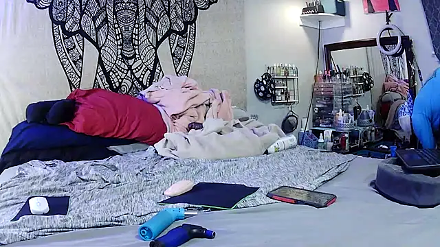 Snapshot of Obi-Spun-Kenobi chatting on 16, 1, 2025 Obi-Spun-Kenobi online show from 16, 1, 2025