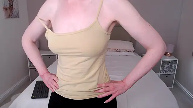 British Goddess Anna online show from 21, 1, 2025