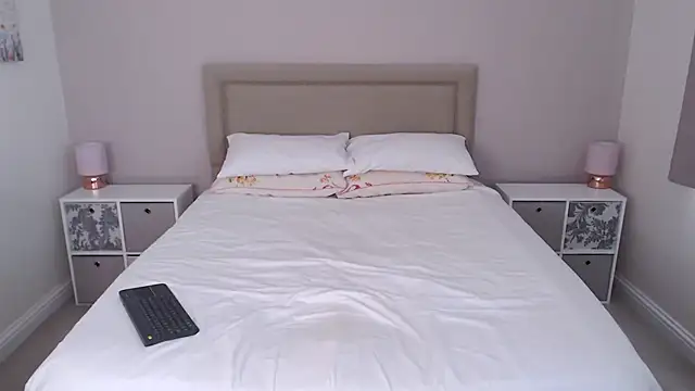 British Goddess Anna online show from 31, 5, 2026