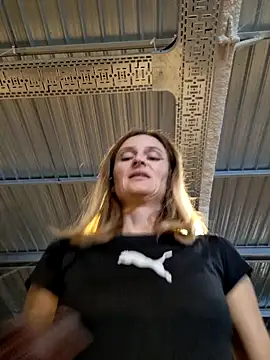 Snapshot of Katerina177 chatting on 12, 11, 2025 Katerina177 online show from 12, 11, 2025