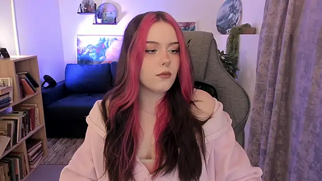 CoralineKeyns online show from 27, 4, 2026