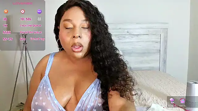 Snapshot of Carmen_Cream chatting on 16, 4, 2026 Carmen Cream online show from 16, 4, 2026