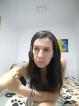 Cameron puppy online show from 4, 6, 2026